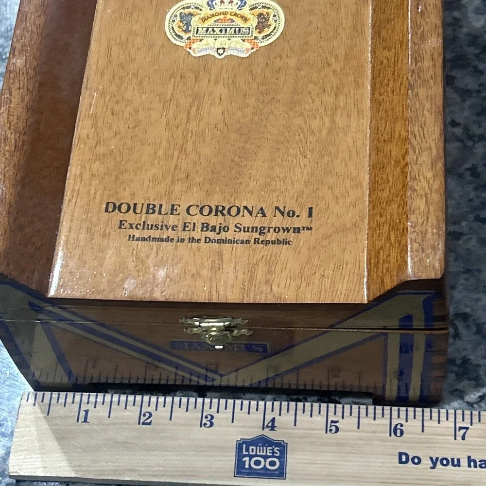 Vintage Diamond Crown Maximus Toro No. 1 Cigar Box Storage Treasure Box Decor